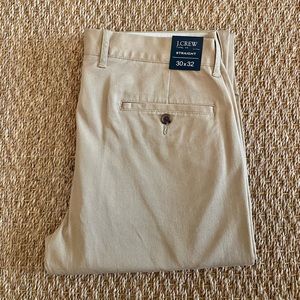 New With Tags J. Crew Straight Leg Chinos Size 30x32